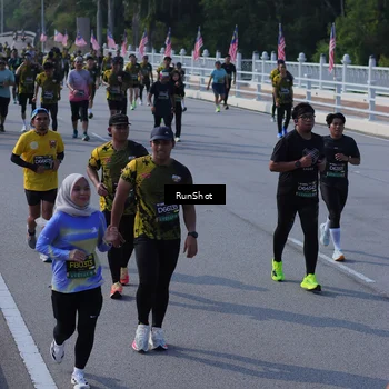 Runner Photo 7178321