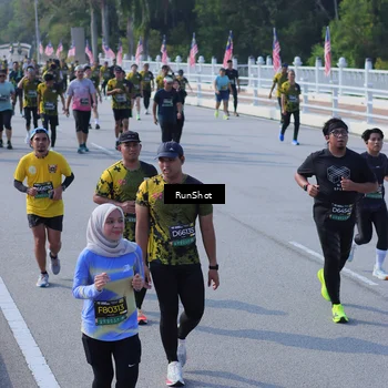 Runner Photo 7178324