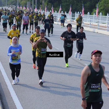 Runner Photo 7178326