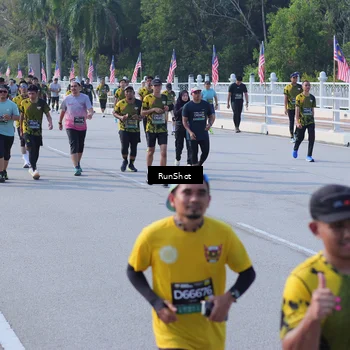 Runner Photo 7178368