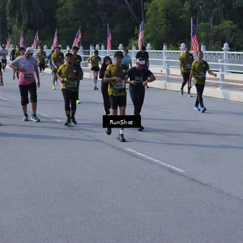 Runner Photo 7178390