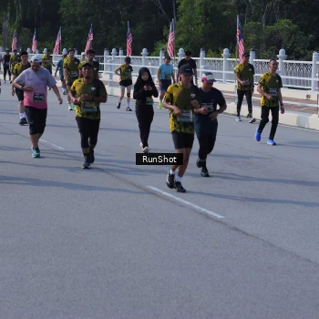 Runner Photo 7178397