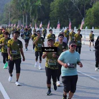 Runner Photo 7178469