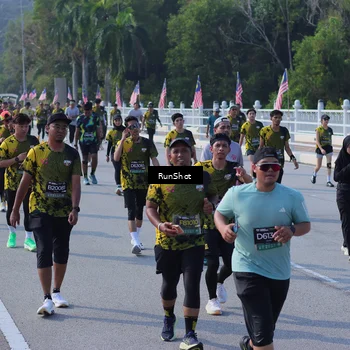 Runner Photo 7178472