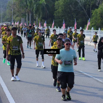 Runner Photo 7178473