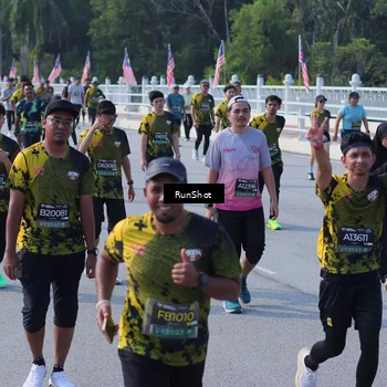 Runner Photo 7178498