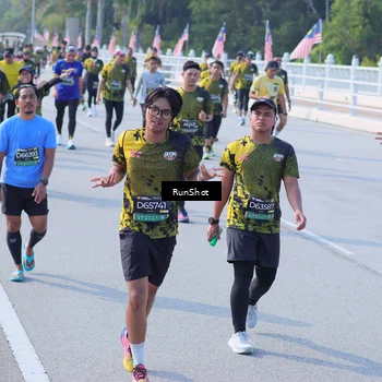 Runner Photo 7178596