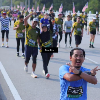 Runner Photo 7178645