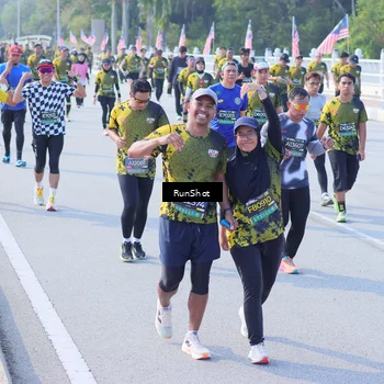 Runner Photo 7178666