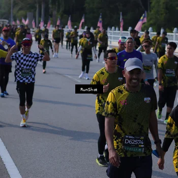 Runner Photo 7178684