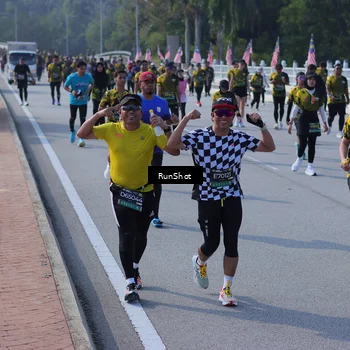 Runner Photo 7178710