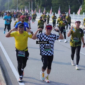 Runner Photo 7178715