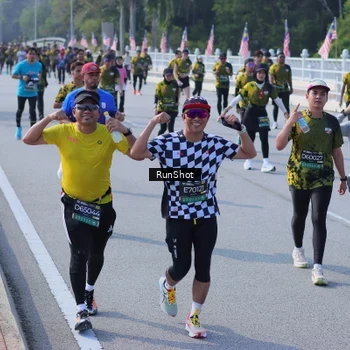 Runner Photo 7178722