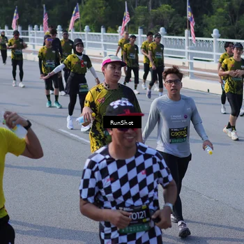 Runner Photo 7178743