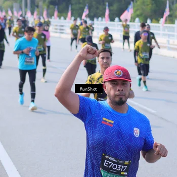 Runner Photo 7178774