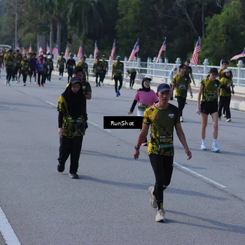 Runner Photo 7178835