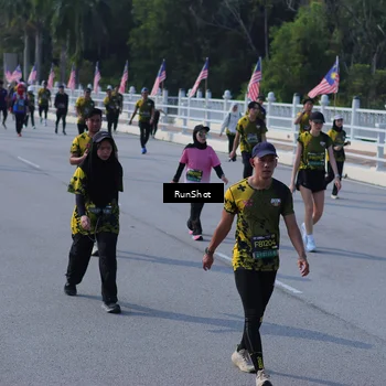 Runner Photo 7178844