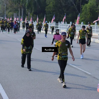 Runner Photo 7178845