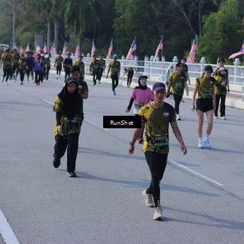 Runner Photo 7178848
