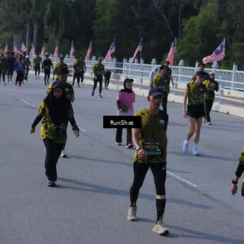 Runner Photo 7178854