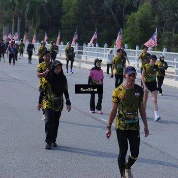 Runner Photo 7178859