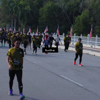 Runner Photo 7178891