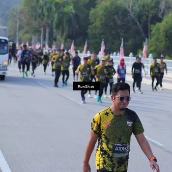 Runner Photo 7178910