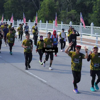Runner Photo 7178973