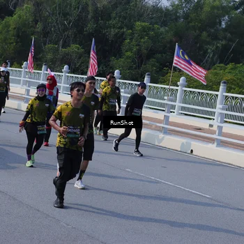 Runner Photo 7179001