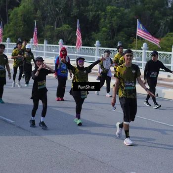 Runner Photo 7179007