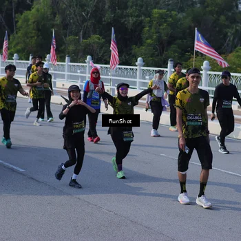 Runner Photo 7179014
