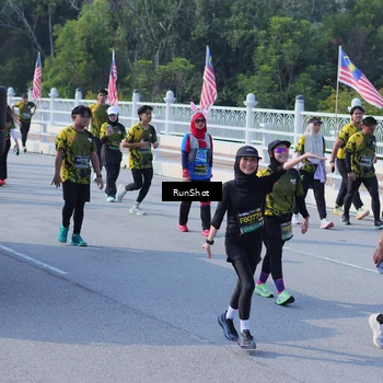 Runner Photo 7179018