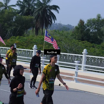 Runner Photo 7179028