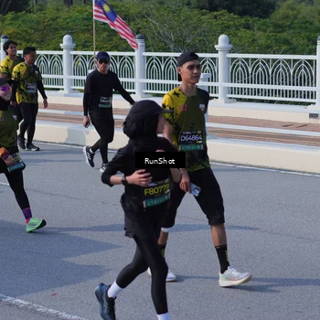 Runner Photo 7179031