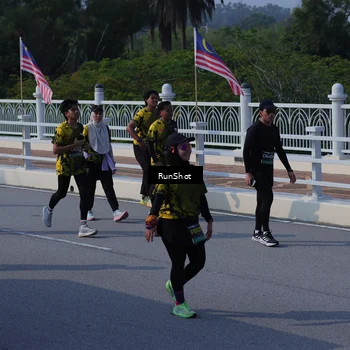 Runner Photo 7179038