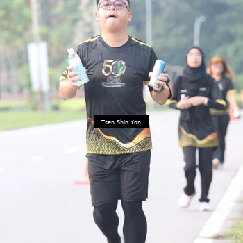 Runner Photo 7179354