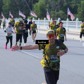 Runner Photo 7179835