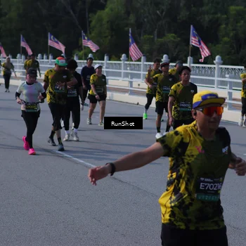 Runner Photo 7179846