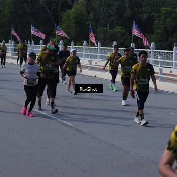 Runner Photo 7179857