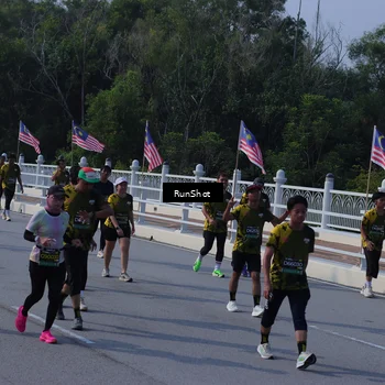 Runner Photo 7179869