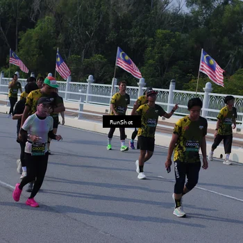 Runner Photo 7179885