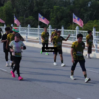 Runner Photo 7179894