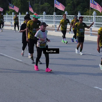 Runner Photo 7179895