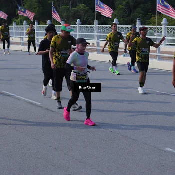 Runner Photo 7179905