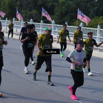 Runner Photo 7179933