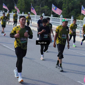 Runner Photo 7179971