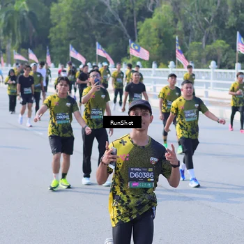 Runner Photo 7180011