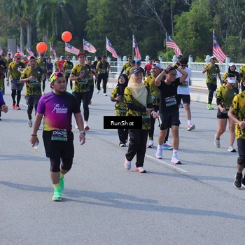 Runner Photo 7180066