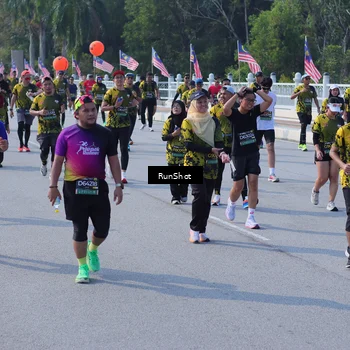 Runner Photo 7180073