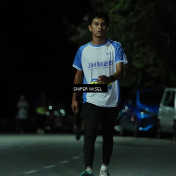 Runner Photo 7180100